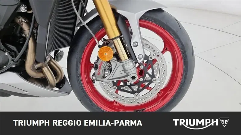 Triumph Street Triple 765 RX (2026) (21)
