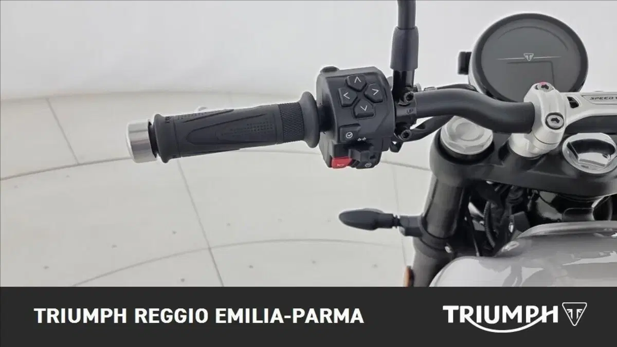 Triumph Speed Twin 900 (2025 - 26) (10)