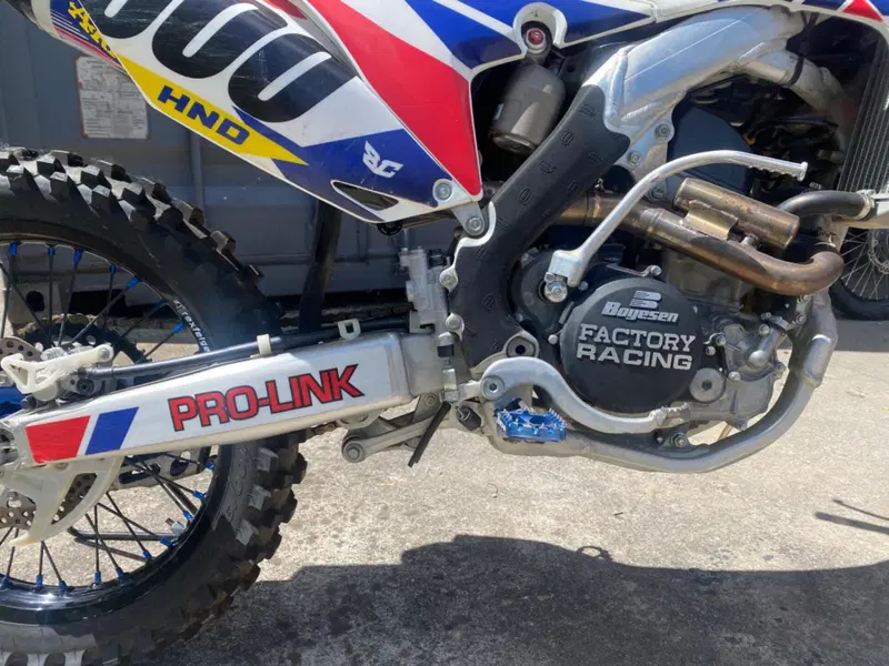Honda CRF 250R (2014) (3)