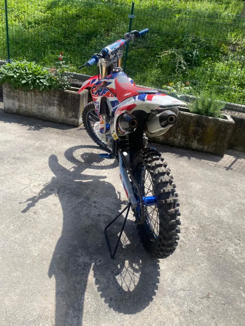 Honda CRF 250R (2014) (6)