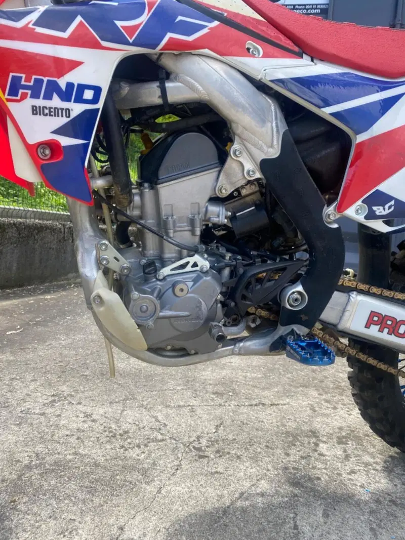 Honda CRF 250R (2014) (7)