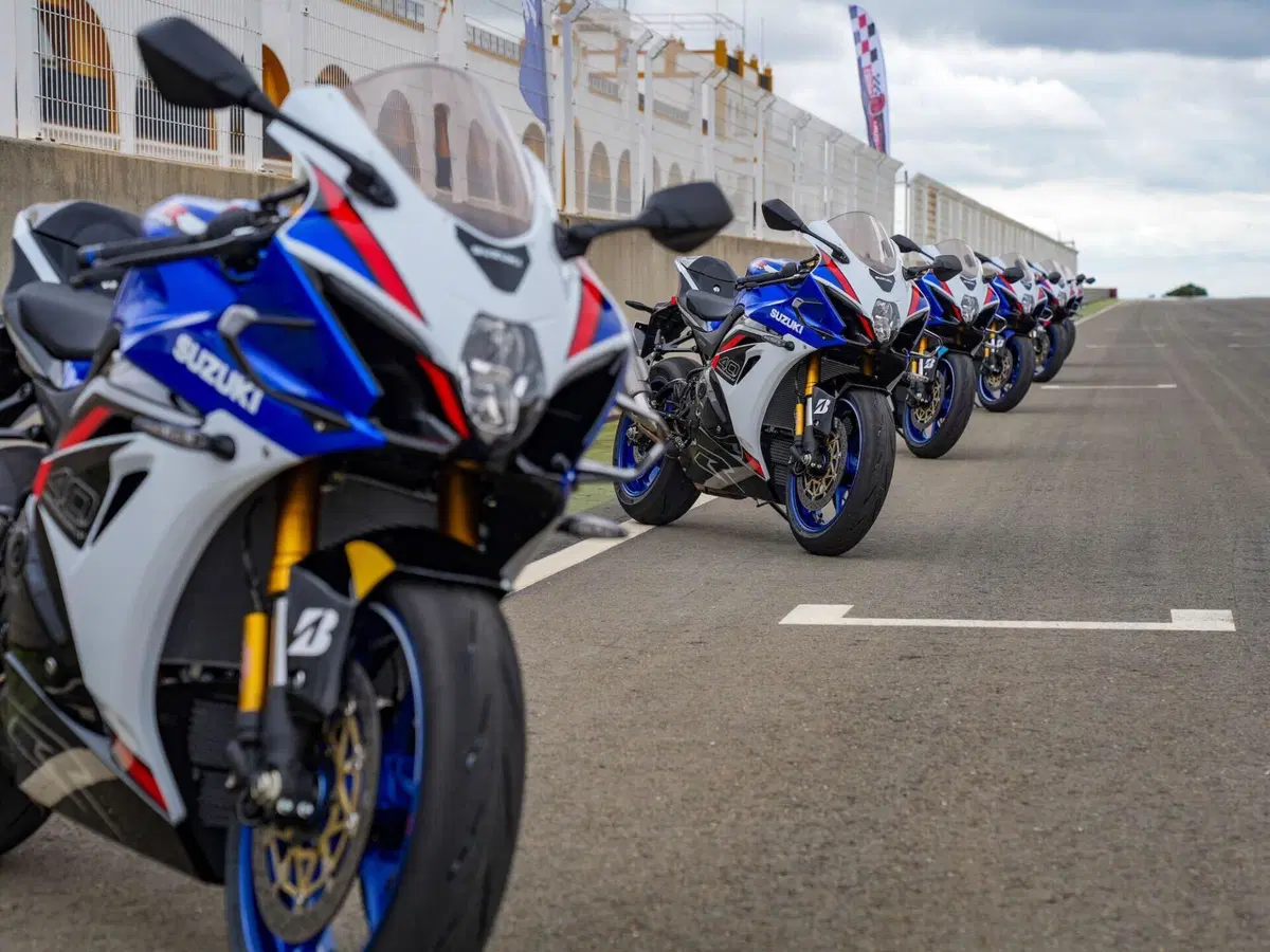 Suzuki GSX-R1000R (2)
