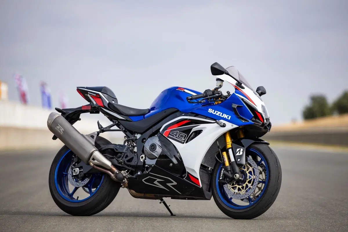 Suzuki GSX-R1000R (8)