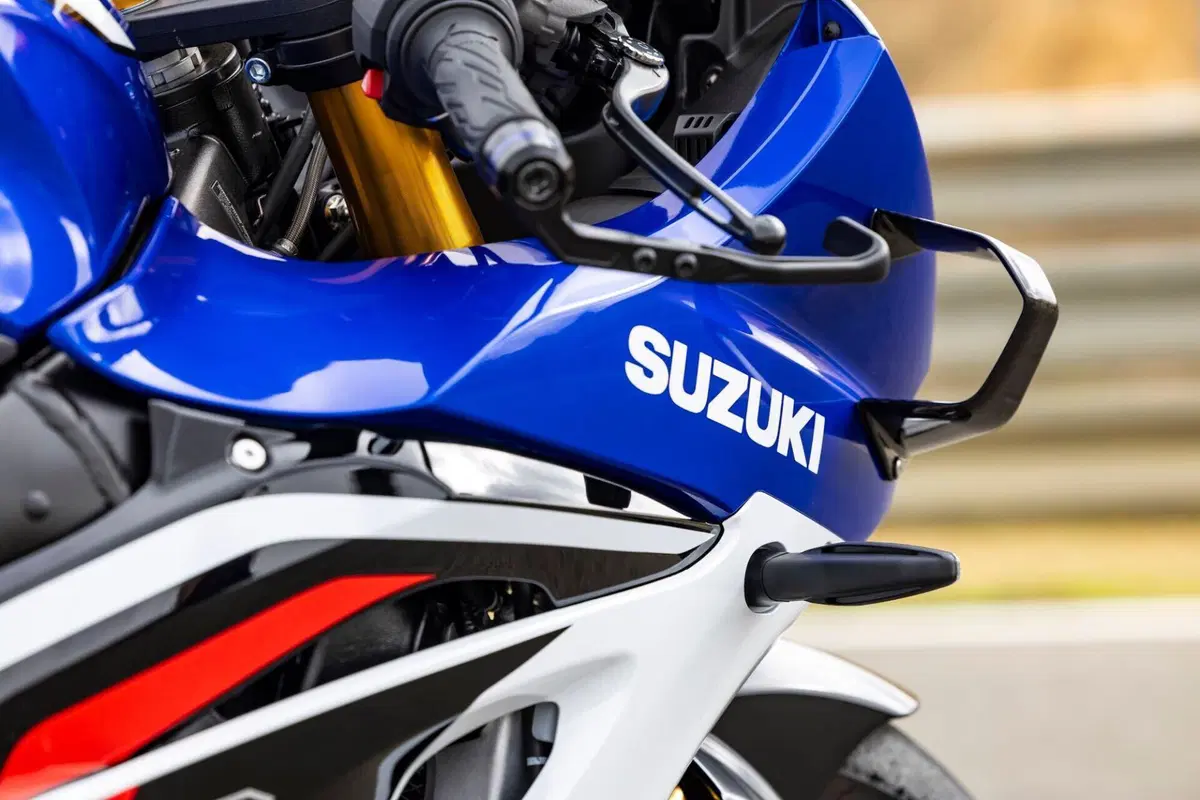 Suzuki GSX-R1000R (14)
