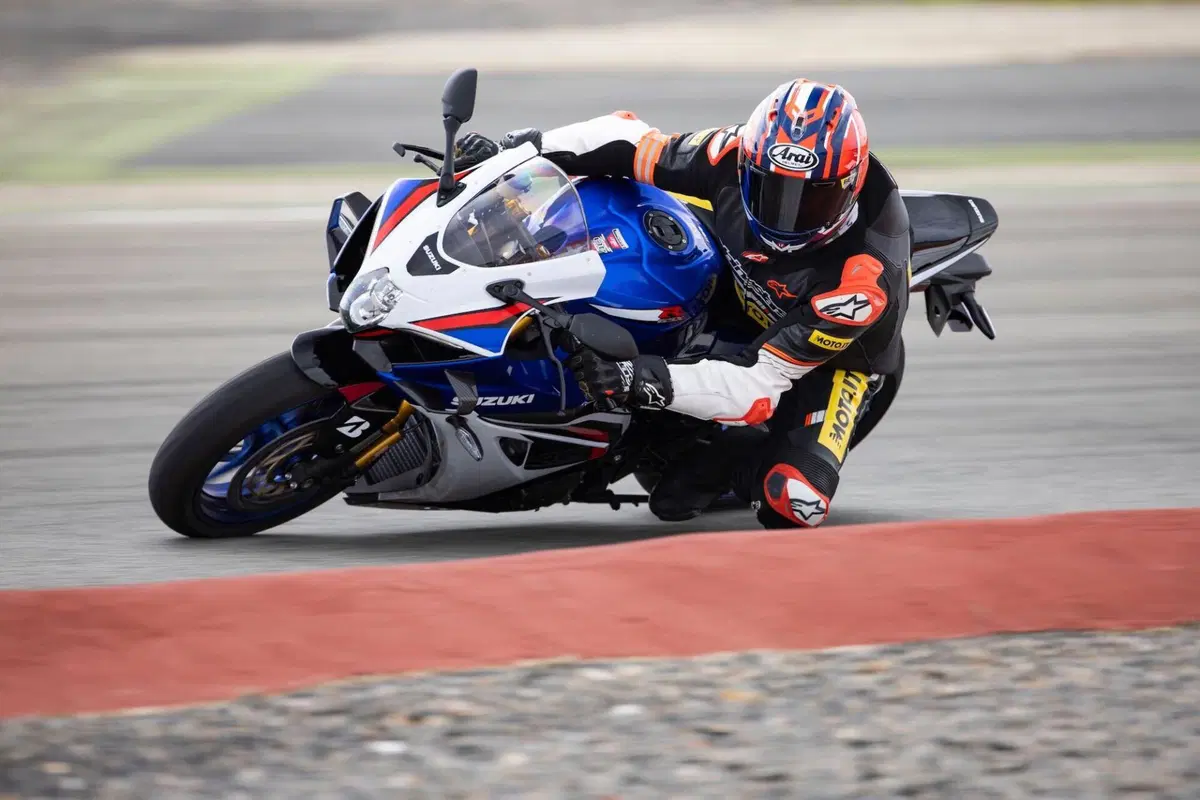 Suzuki GSX-R1000R (26)