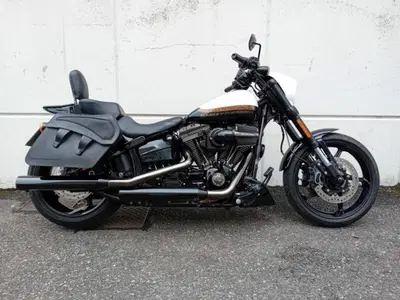 Harley-Davidson 1690 Breakout (2013 - 17) - FXSB usata