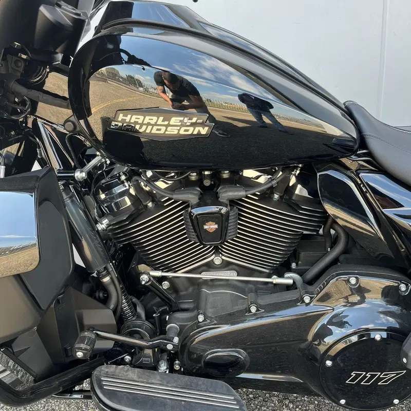 Harley-Davidson Street Glide (2024 - 26) (17)