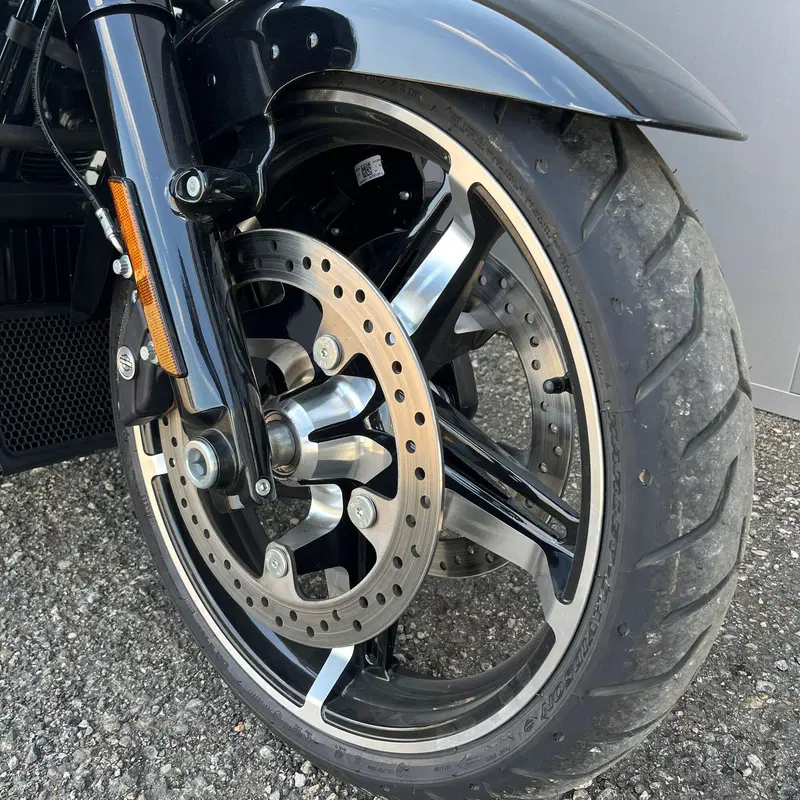 Harley-Davidson Street Glide (2024 - 26) (3)
