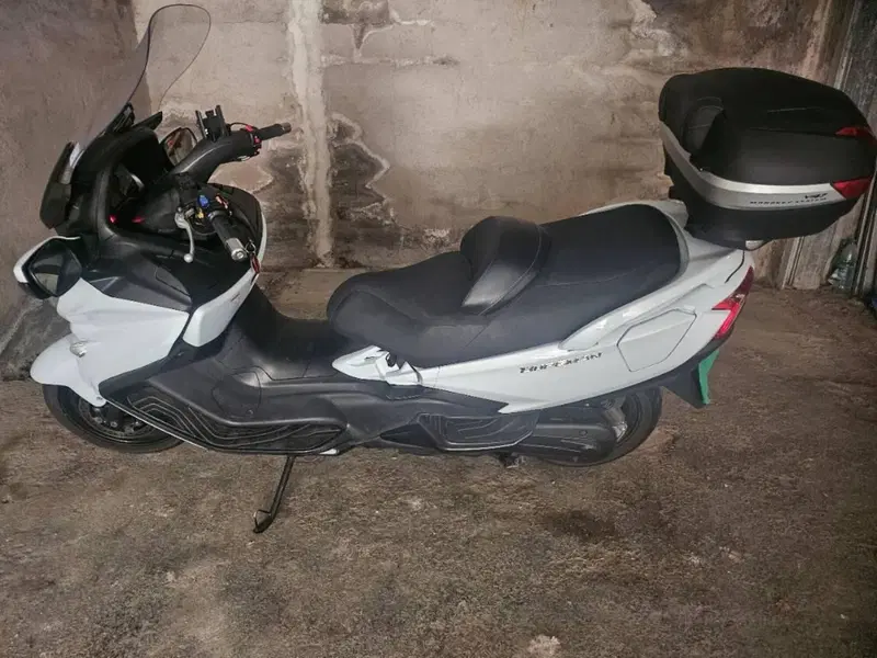 Suzuki Burgman AN 650 Executive ABS (2013 - 17)