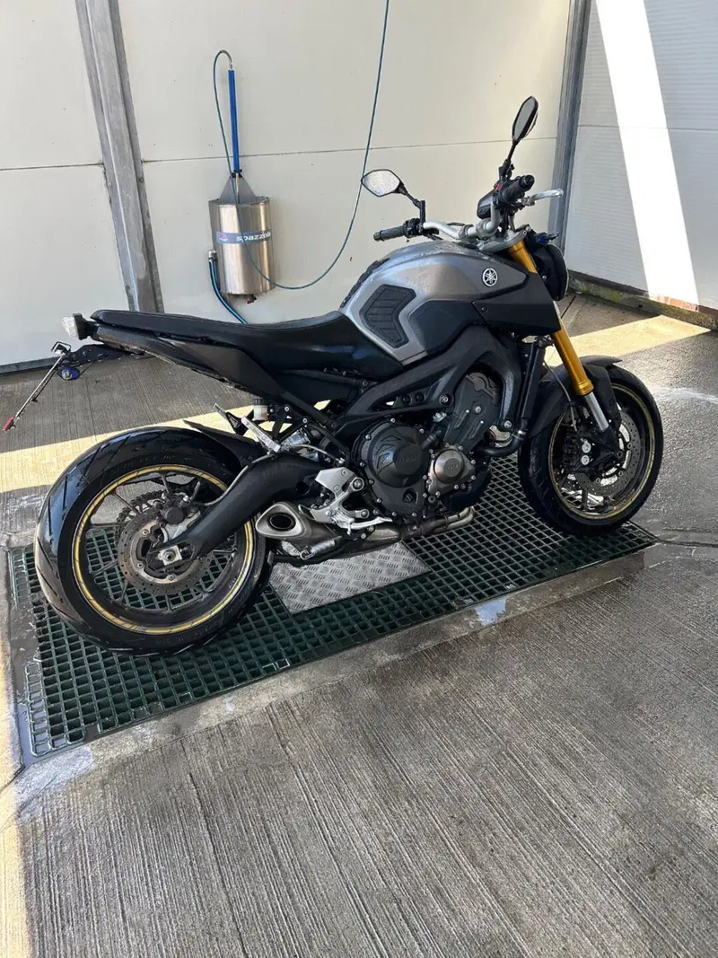 Yamaha MT-09 Sport Tracker (2014 - 16)