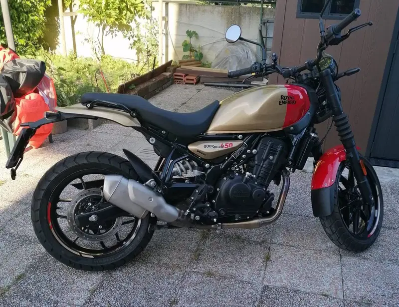 Royal Enfield Guerrilla 450 (2024 - 26) (2)