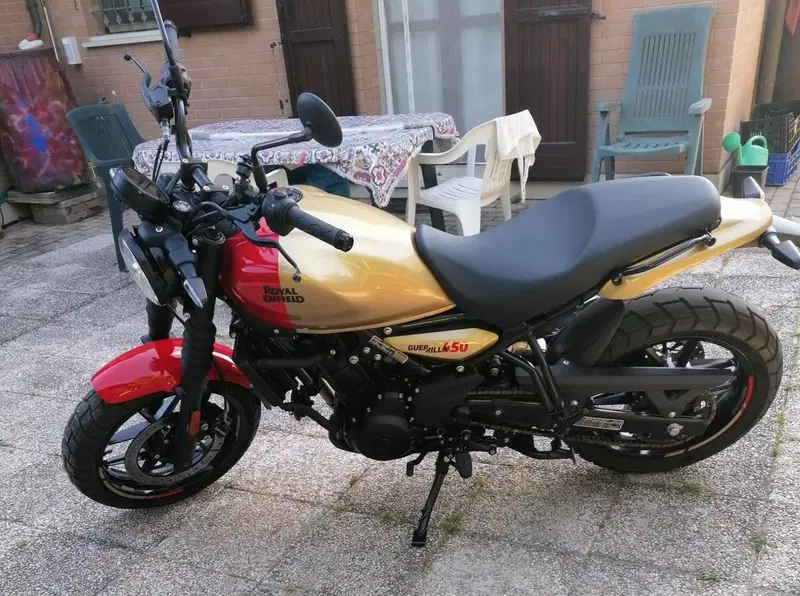 Royal Enfield Guerrilla 450 (2024 - 26) (3)
