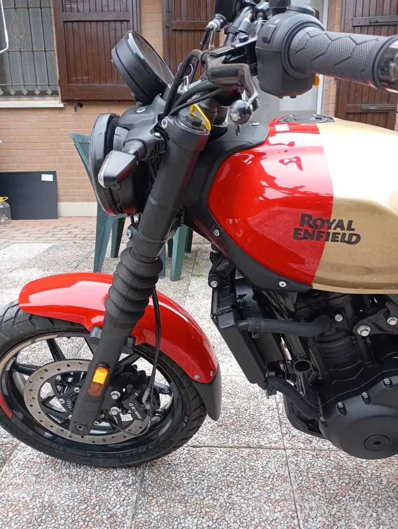 Royal Enfield Guerrilla 450 (2024 - 26) (7)