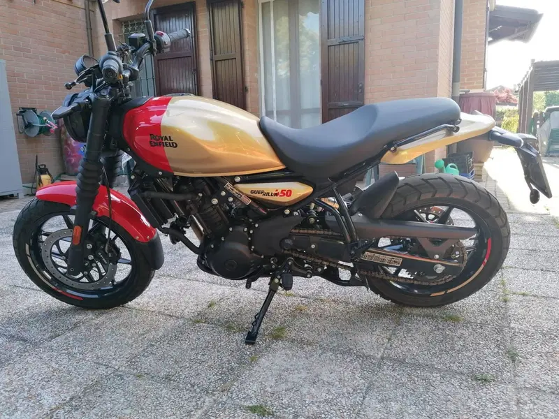 Royal Enfield Guerrilla 450 (2024 - 26) (18)