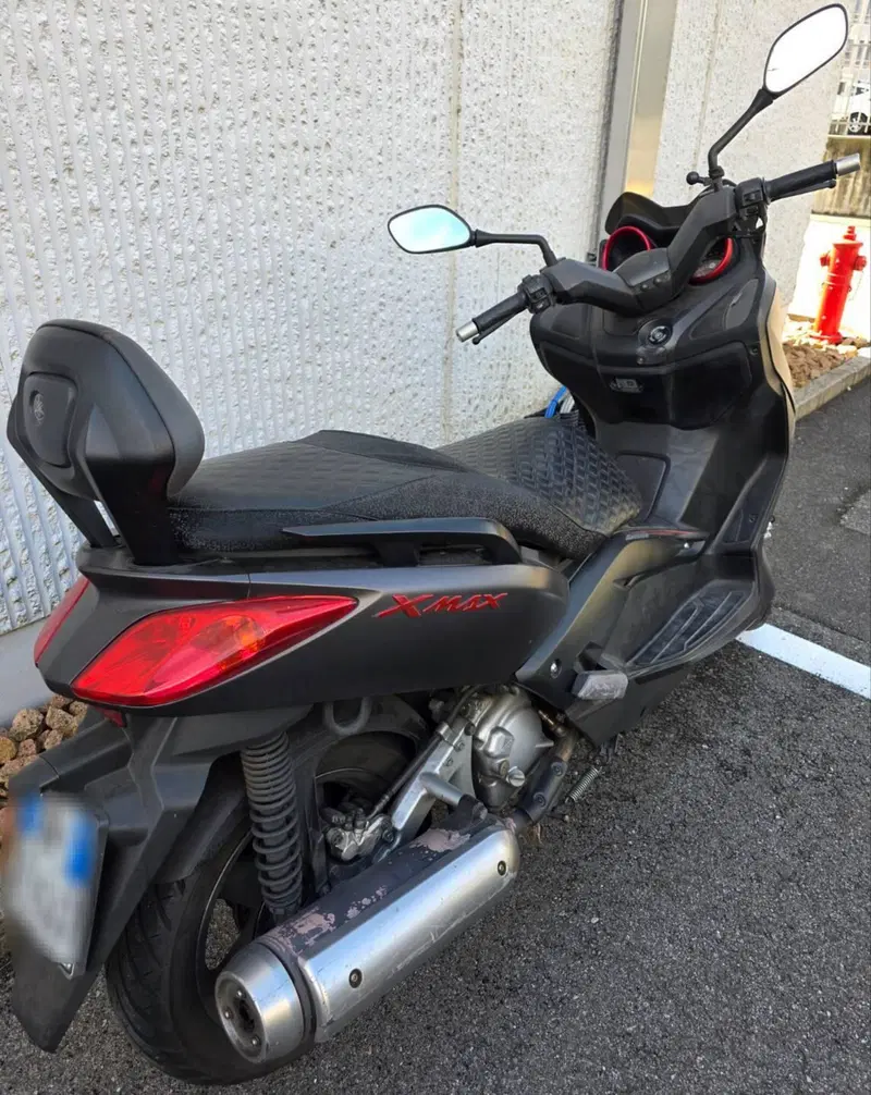 Yamaha X-Max 250 Sport (2011 - 13) (2)