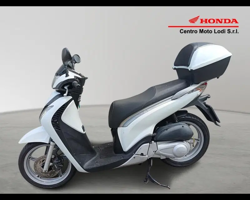 Honda SH 150i (2009 - 12) (3)