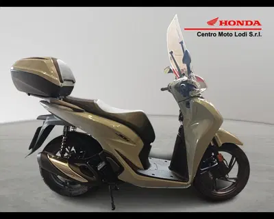 Honda SH 125i Vetro (2024 - 25) usata