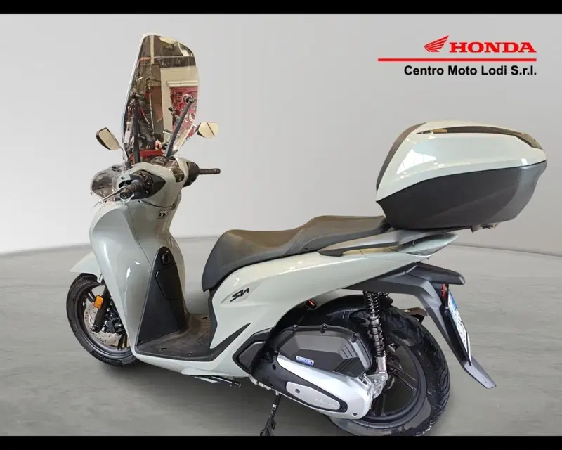 Honda SH 125i Vetro (2024 - 25) (7)
