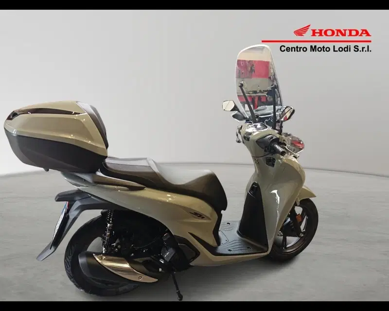 Honda SH 125i Vetro (2024 - 25) (6)
