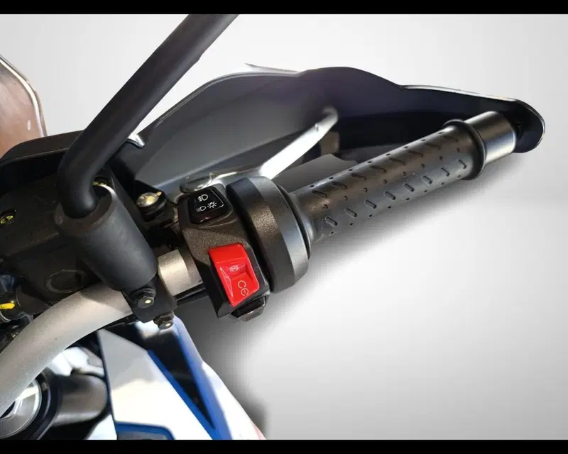Aprilia Tuareg 660 (2022 - 24) (11)