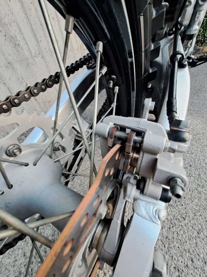 Honda CRF 450R (2025) (2)