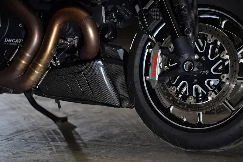 Ducati Diavel 1200 Carbon (2010 - 13) (10)
