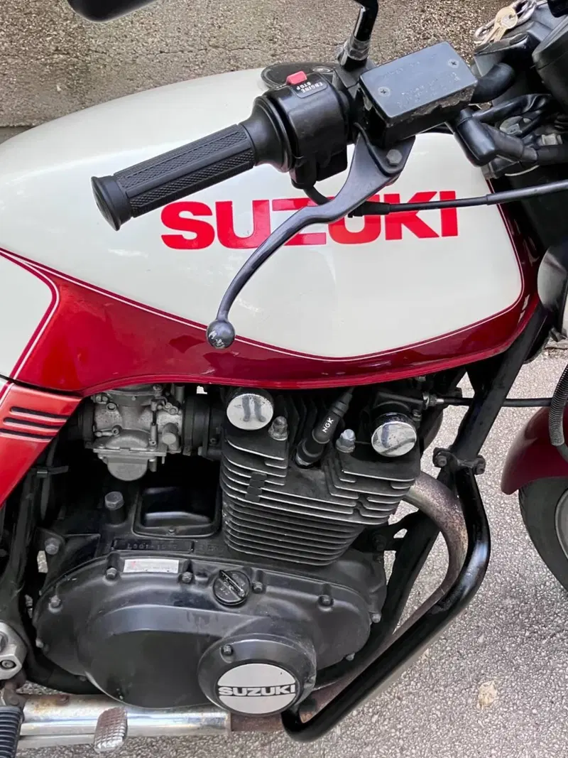 Suzuki GS450S (5)