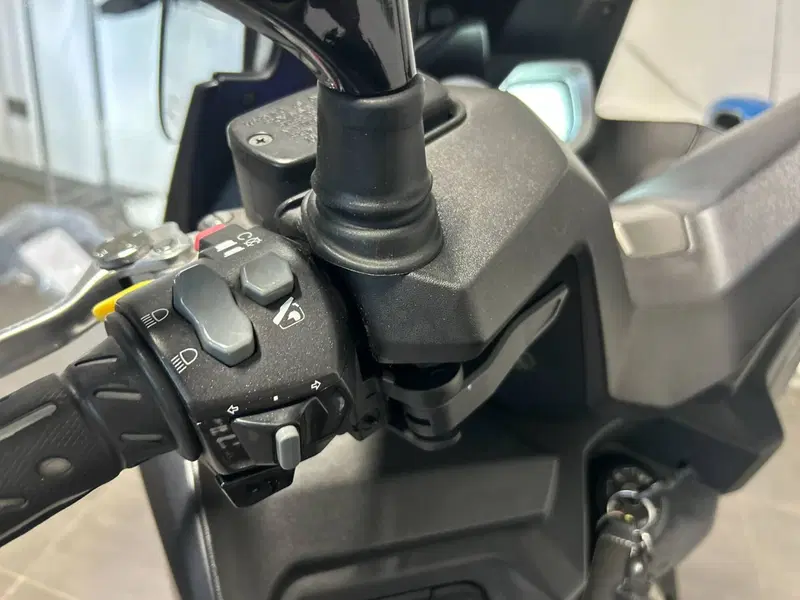 Kymco Xciting 400i S ABS (2019 - 20) (8)