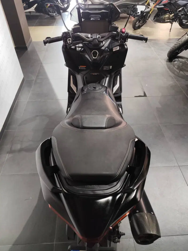 Yamaha T-Max 560 Tech Max (2022 - 24) (6)
