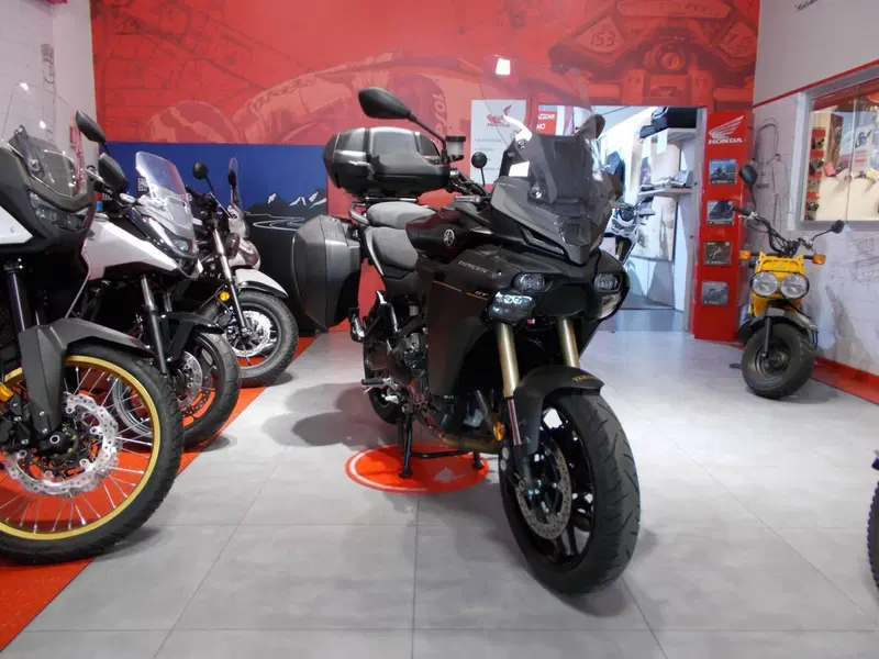 Yamaha Tracer 9 GT (2025 - 26) (8)
