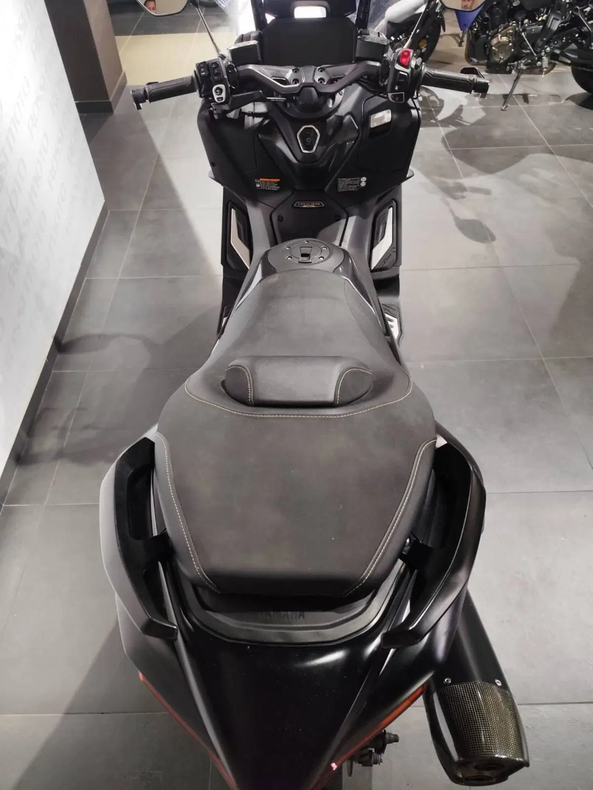 Yamaha T-Max 560 Tech Max (2022 - 24) (7)