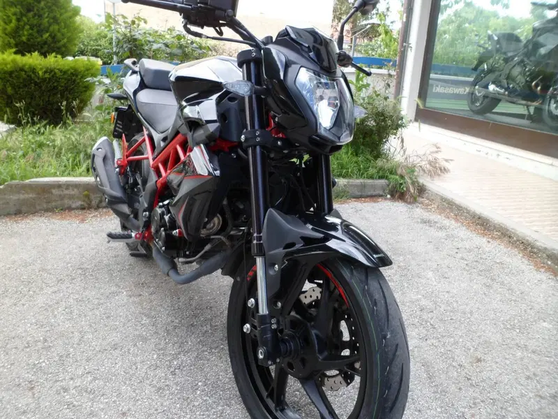 Benelli BN 125 (2021 - 25) (2)