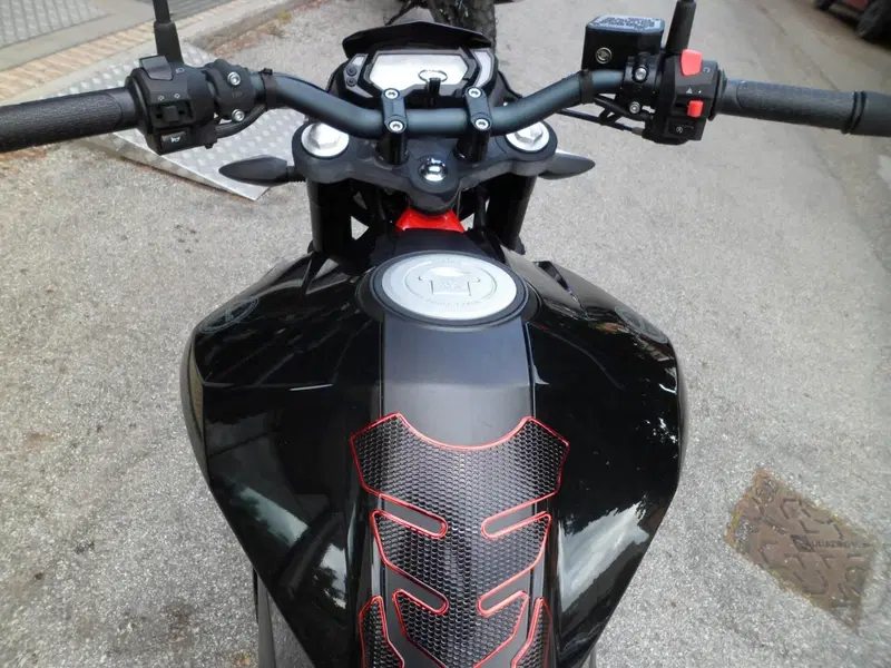 Benelli BN 125 (2021 - 25) (6)