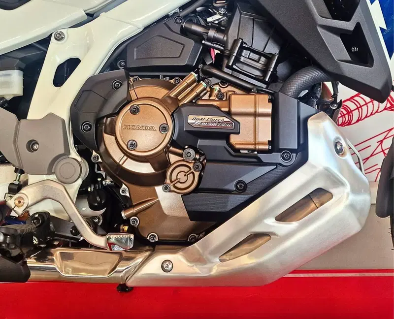 Honda Africa Twin CRF 1100L Adventure Sports DCT (2024 - 26) (6)