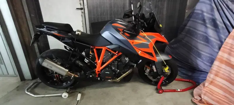 KTM 1290 Super Duke GT (2022 - 25) (4)