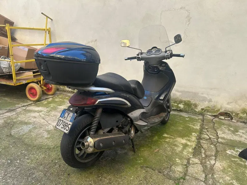 Piaggio Beverly 400 i.e. (2006 - 10) (4)