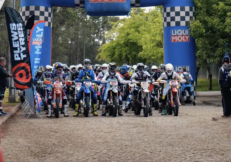 Mondiale Extreme Enduro: Wade Young e Matt Green Top 10 [VIDEO]