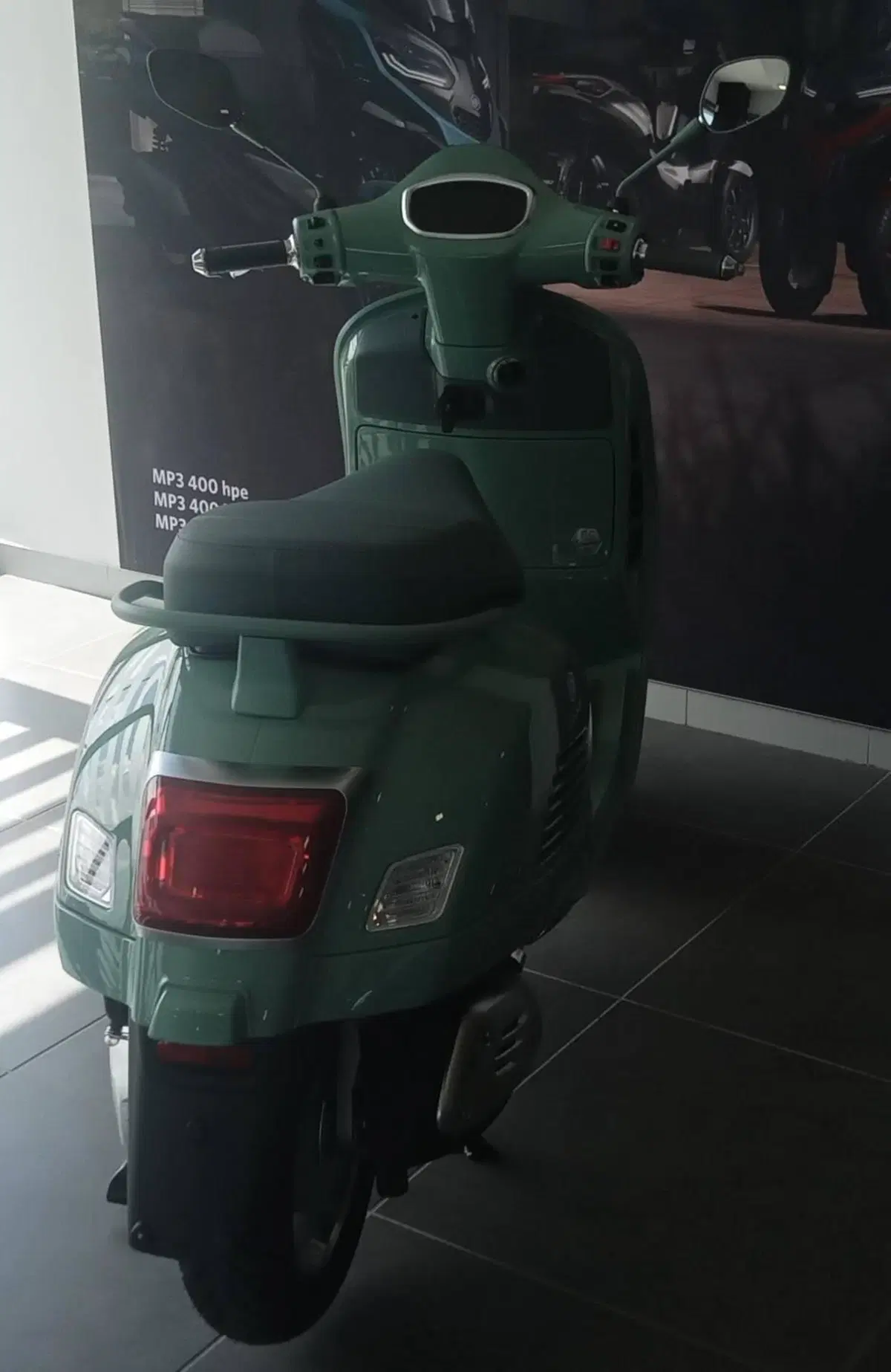Vespa GTS 310 80th (2026) (9)