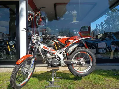 Betamotor REV-3 250 (2002 - 05) usata