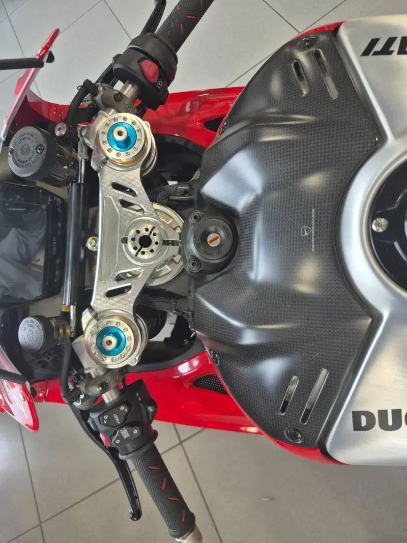 Ducati Panigale V4 R (2023 - 24) (12)