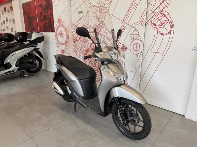 Honda SH 125 Mode (2017 - 20) (2)