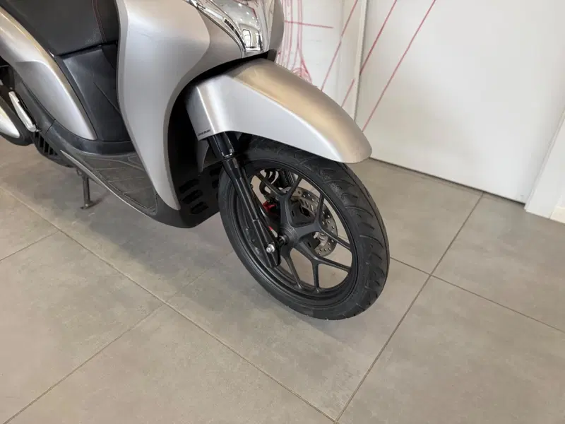 Honda SH 125 Mode (2017 - 20) (9)