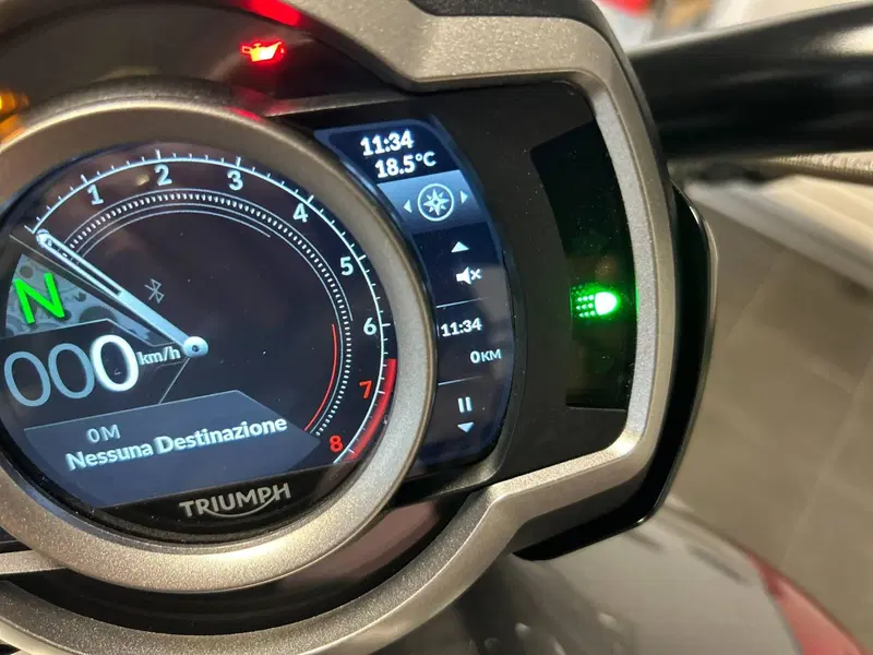 Triumph Rocket 3 R (2021 - 24) (7)
