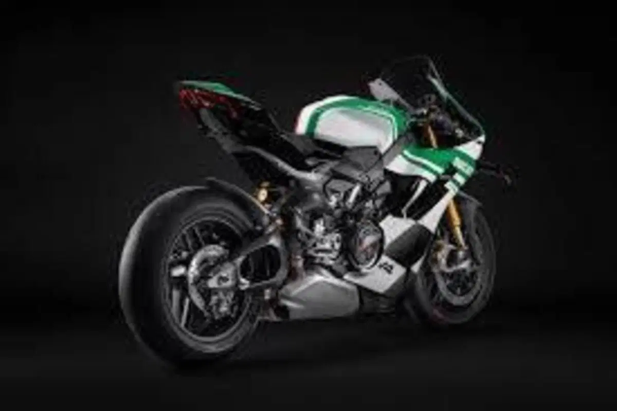 Ducati Panigale V4 Tricolore (2025 - 26) (9)