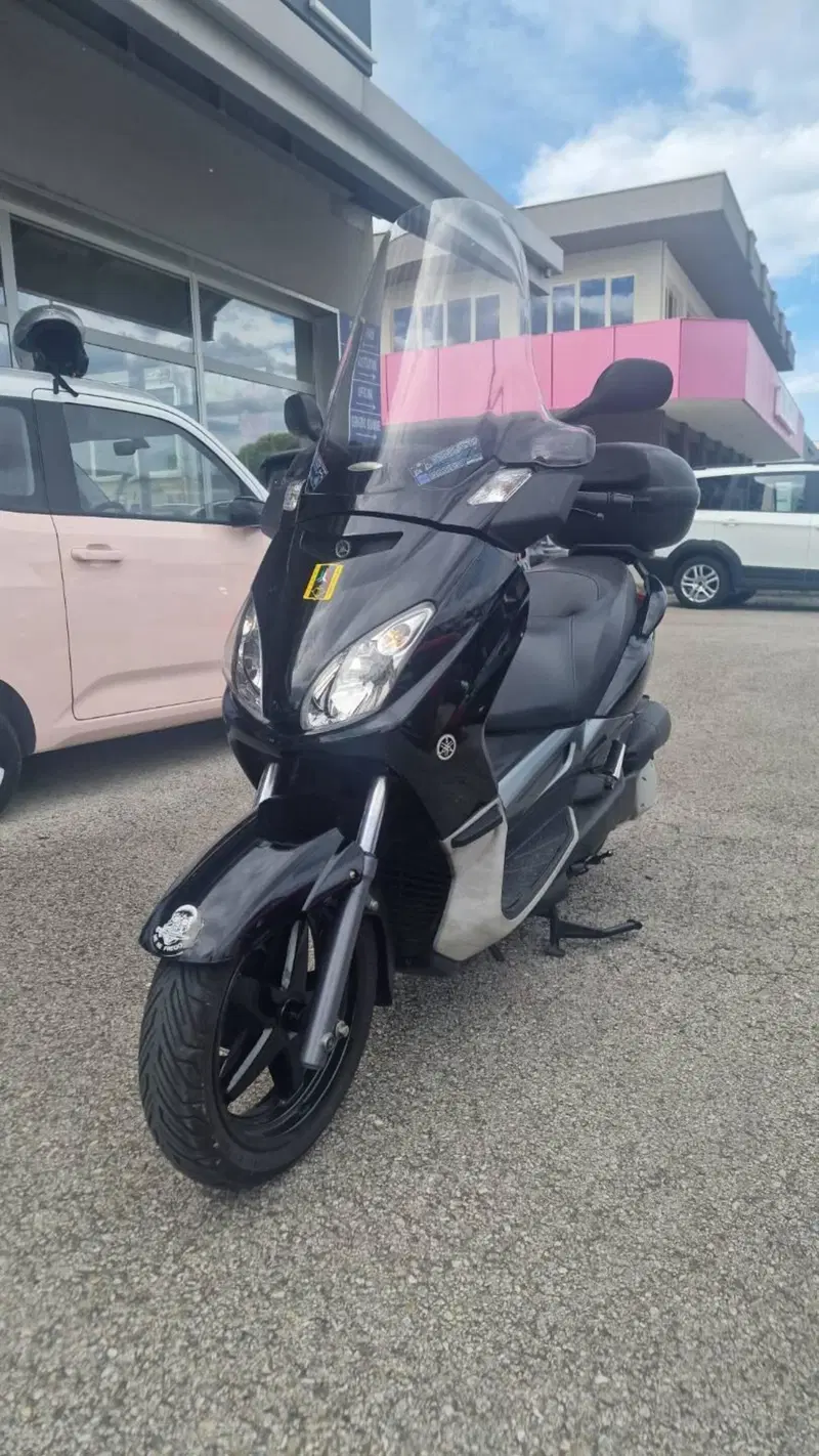 Yamaha X-Max 250 (2007 - 09) (2)