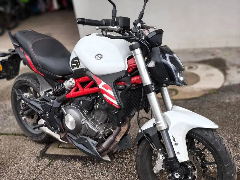 Benelli BN 302 S (2019 - 20)