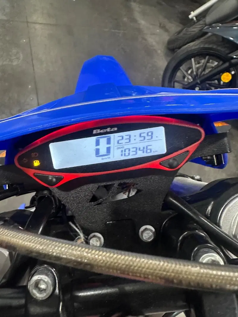 Betamotor RR 125 4T Motard R (2023 - 24) (9)