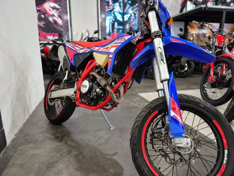 Betamotor RR 125 4T Motard R (2023 - 24) (11)
