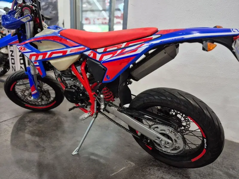 Betamotor RR 125 4T Motard R (2023 - 24) (15)