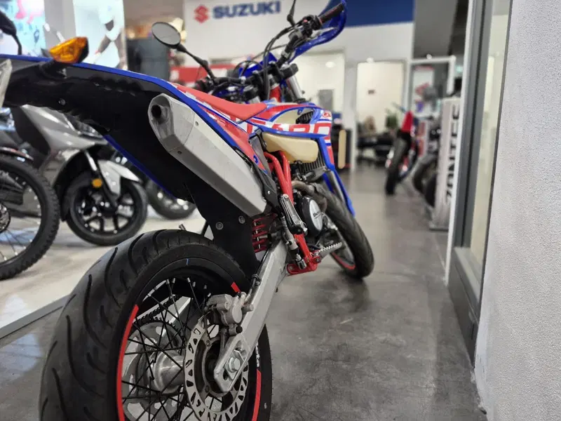 Betamotor RR 125 4T Motard R (2023 - 24) (19)